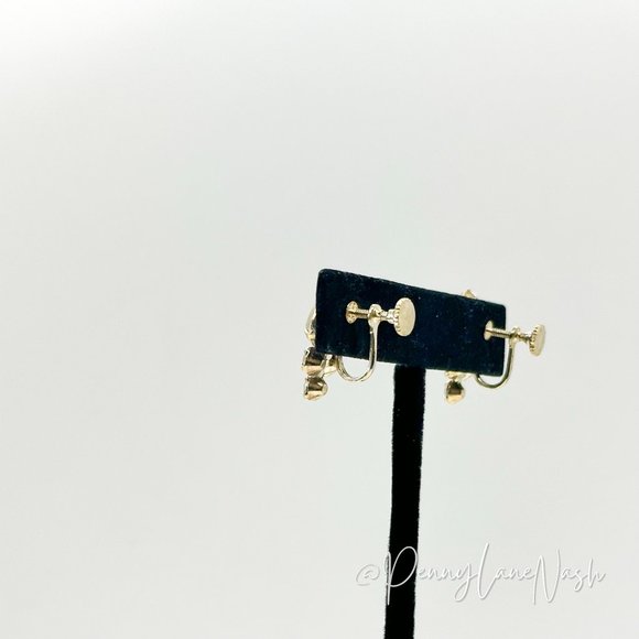 Vintage Teardrop with Tri Cluster Rhinestones Clip On Earrings - Picture 7 of 8